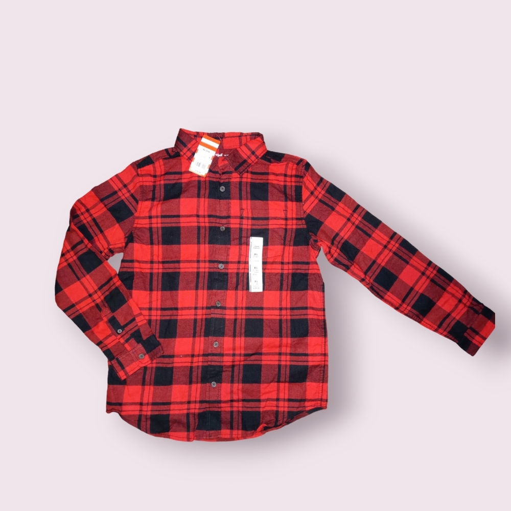Cat and Jack plaid Shirt Size: XL (14) Color: Black/Red